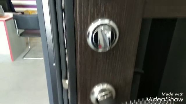 Стальная дверь Страж смотреть онлайн