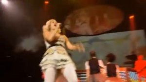 gwen stefani - what you waiting for? (live dvd harajuku lover) HQ