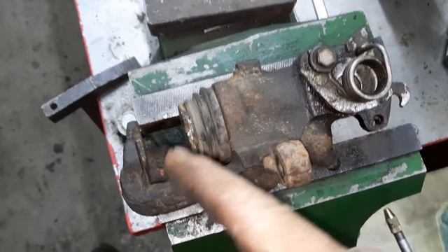 Нисан Алмера .2000 год. Ручник. смотреть онлайн