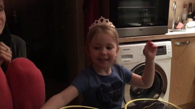 Загадка от Никуси смотреть онлайн