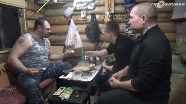 ЗАКЛЮЧИТЕЛЬНАЯ РЫБАЛКА НА ЛЕСНОЙ РЕЧКЕ #2 \ НОВАЯ СИСТЕМА ОСВЕЩЕНИЯ \ ЭТО КТО К НАМ ПРИШЁЛ ?!? смотреть онлайн