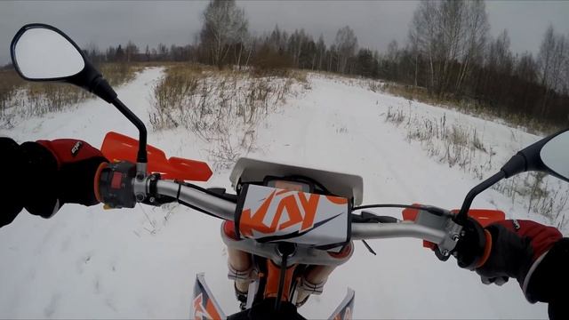 ЗИМНИЕ МОТОПОКАТУШКИ!(дрифт на льду)