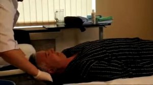 Позиционирование больного в кровати на спине