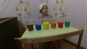 Эксперимент с красками! Бурлящая краска! Эфект ментос и кола) Видео для детей!