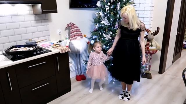 Наш Новый Год?как встретили/ карта желаний? открываем копилку? смотреть онлайн