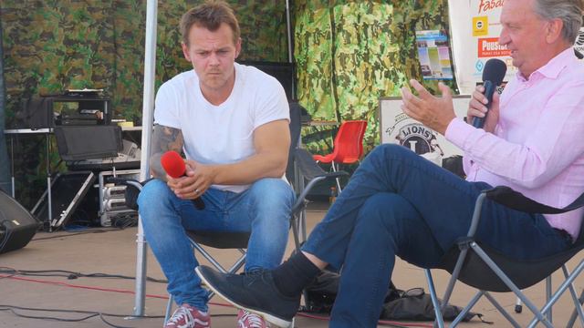 HJALLIS HARKIMO TALK SHOW  & elokuvaohjaaja  Jesse Haaja