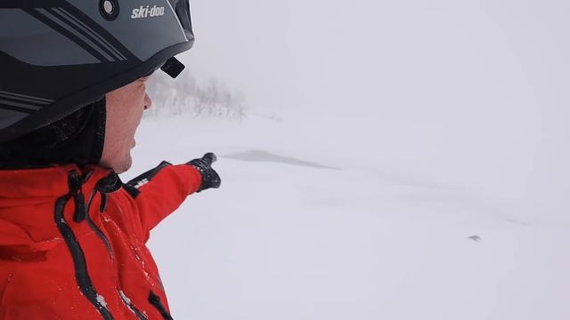 Снегоход в ручье! Распаковка кввадрокоптера Sky Dio 2. S#04/EP#14 смотреть онлайн