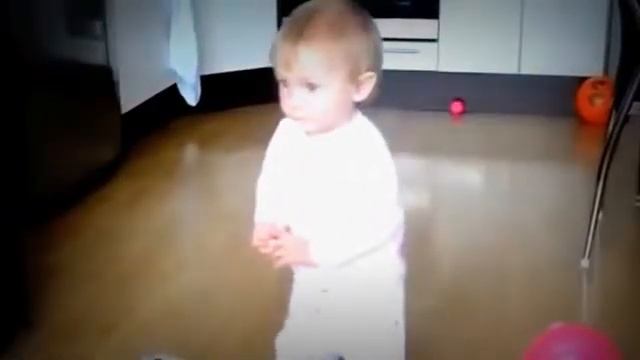 Дочка спорит с отцом! Смех))) смотреть онлайн