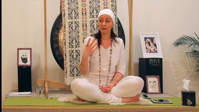 Йога и Чакры. Лекции с Харман Каур смотреть онлайн