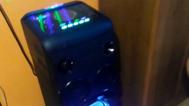 Sony MHC-V77DW смотреть онлайн