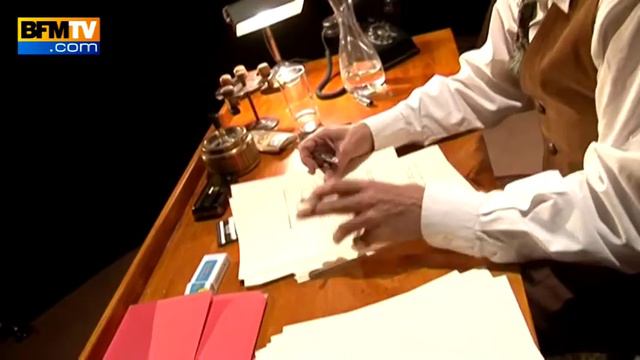 Gérard Darmon et Dominique Pinon au théâtre dans Inconnu à cette adresse смотреть онлайн