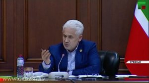Муслим Хучиев провел совещание с министрами и главами муниципалитетов региона