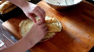 Как сворачивать блины