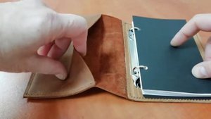 Кожаный блокнот А6 на кольцах.