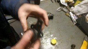 Замена шаровой опоры на Чери Бонус А13.