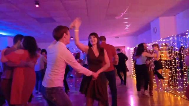 21 04 03 я и Аня бачата Симферополь смотреть онлайн