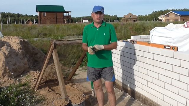 Кладка пустотелого силикатного кирпича. Опыт самостроя дачи  от любителя-каменщика. Серия 17.