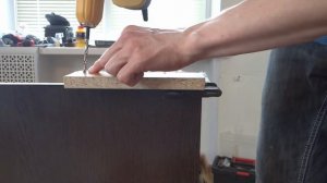 Шкаф из ЛДСП своими руками. Приспособления для быстрой сборки.