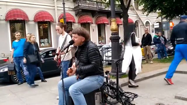 Музыканты на улицах Питера ч 2 смотреть онлайн
