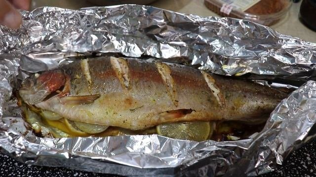 Запеченная форель в духовке
