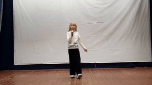 песня "А мне бы петь и танцевать"