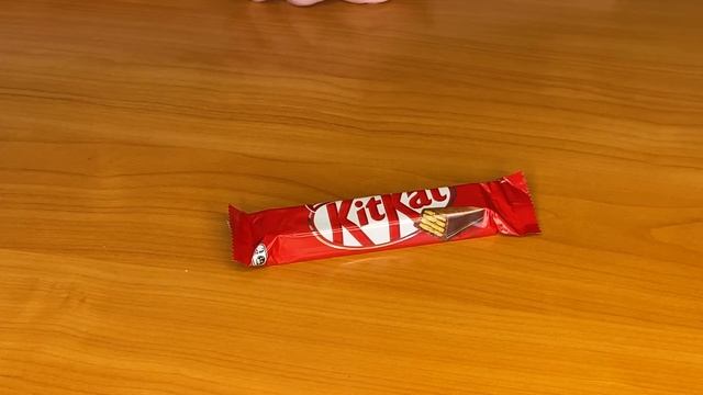 Батончик КитКат