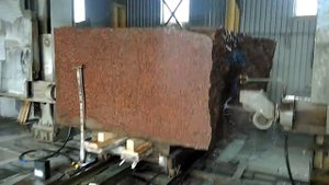 Резка гранита тросом.