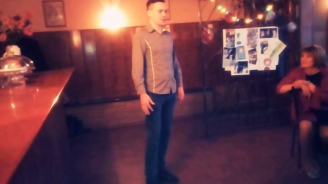 Вдоль по улице метелица метет. Исполняет Александр Толстоухов смотреть онлайн