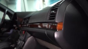 Сразу два! Mercedes W140 S420 и Mercedes W124 E500. Все в шоке от их состояния! Иду ва-банк.