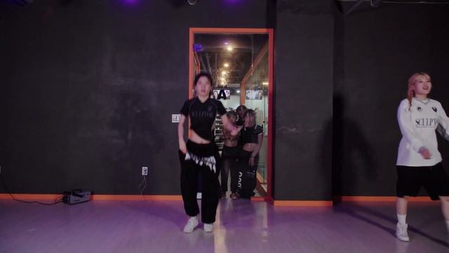 Bree Runway - ATM  Jiwoo Choreography