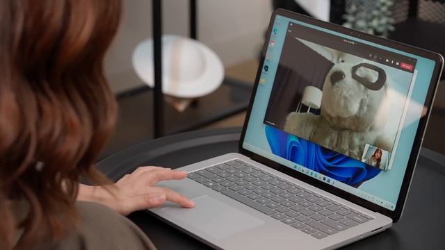 商務電腦流動高效生產力之選 ｜ Microsoft Surface Pro 8 & Laptop Studio應用攻略｜商務版及零售版分別? ｜廣東話｜特約專題【Price.com.hk產品評測】 смотреть онлайн