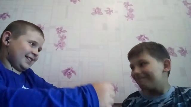 Челендж:Отгадай слово в наушниках смотреть онлайн