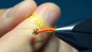 Мушка на Хариуса своими руками - Рыжая Бестия из Синели