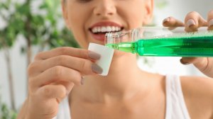 ТОП-9 Различных СВОЙСТВ использования жидкости для полоскания рта, которое вы, возможно, не знали!