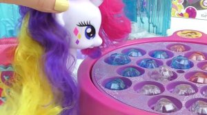 Распаковка большой Рарити с очень красивой юбкой. Май Литл Пони Мультик от Kiwi Show