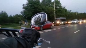 ямаха драг стар 1100 с коляской,прохват по проспекту.