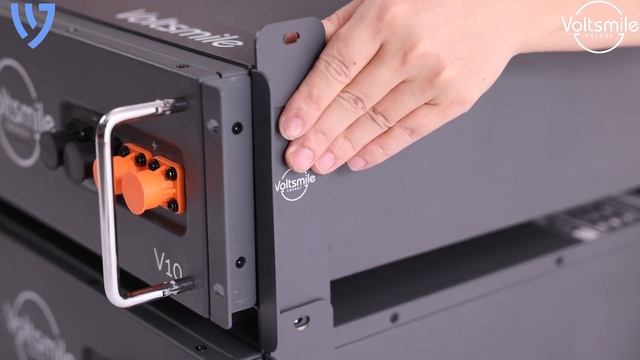 VoltSmile: Монтаж кронштейна для акумуляторних батарей серії V | ESS Системи накопичення енергії смотреть онлайн