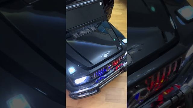 Лицензированный детский электромобиль Mercedes-Benz G63 AMG, серия S307 смотреть онлайн