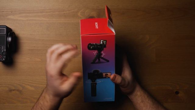 Unboxing The Sony ZV-1 & Vlogger Accessory Kit смотреть онлайн