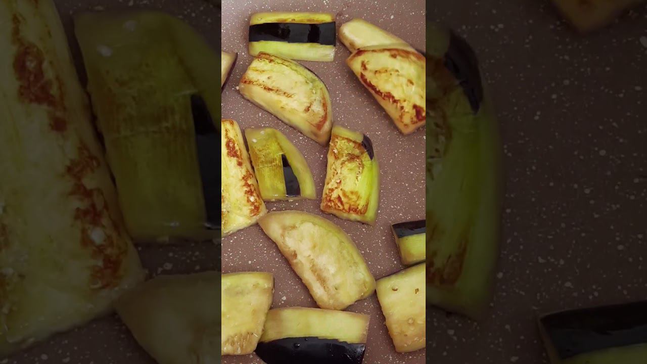 САЛАТ из БАКЛАЖАНОВ. #хорошийвкус #рецепт #shortvideo #баклажанырецепт смотреть онлайн