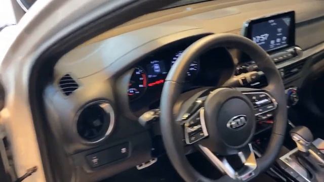 Cerato GT-Line Nueva Línea | Kia del Norte смотреть онлайн