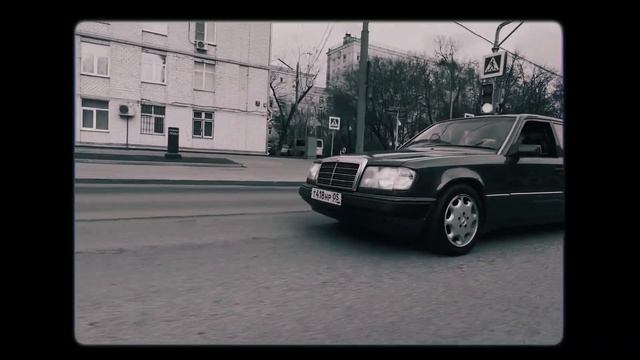 АТМОСФЕРНЫЙ ОБЗОР MERSEDES-BENZ W124 300E-24 SPORTLINE в старой Москве