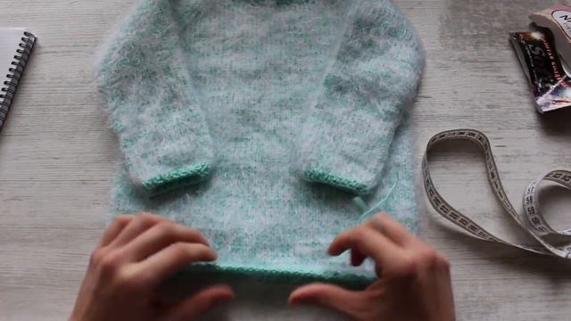 Вяжем нежный пушистый джемперок. Экспресс МК смотреть онлайн