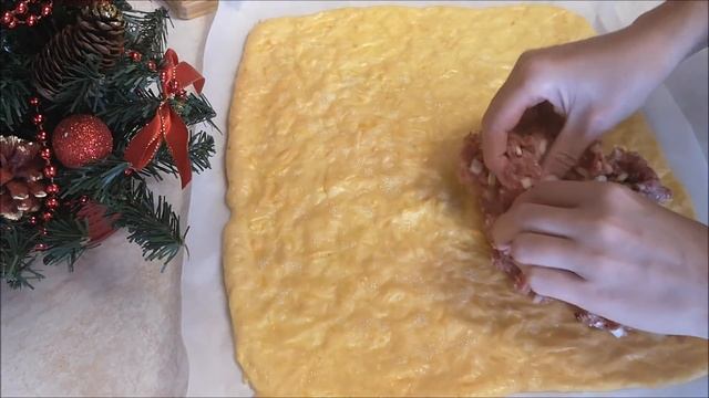 Сырный Рулет с Фаршем и Солеными Огурцами Сытно и Просто и Вся Семья Накормлена!!!