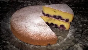 Замарашка. Пирог с черникой. Заливной сметанный пирог с ягодами.