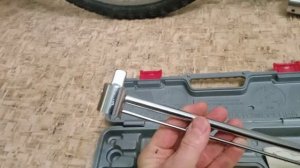 Ключ моментный показывающий КТМ-140. Он же динамометрический ключ