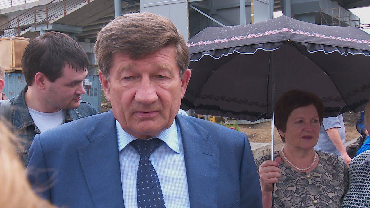 "Юбилейные" стройки Старого Кировска: ДК и школа на Мельничной