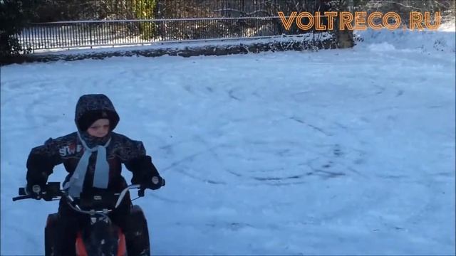 Электрический Квадроцикл Детский ЗИМОЙ. Ребенок 3 года! Voltreco.ru