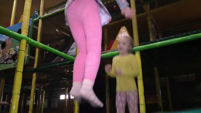 Детский день рождения смотреть онлайн