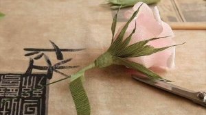 роза из гофрированной бумаги /// Rose of corrugated paper